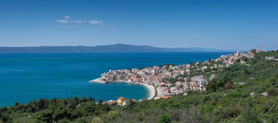 File:Panoramic view of Igrane, Croatia (PPL2-Enhanced) julesvernex2.jpg