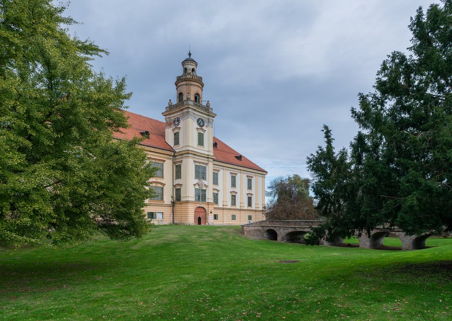 File:Prandau-Normann Palace in Valpovo (8).jpg