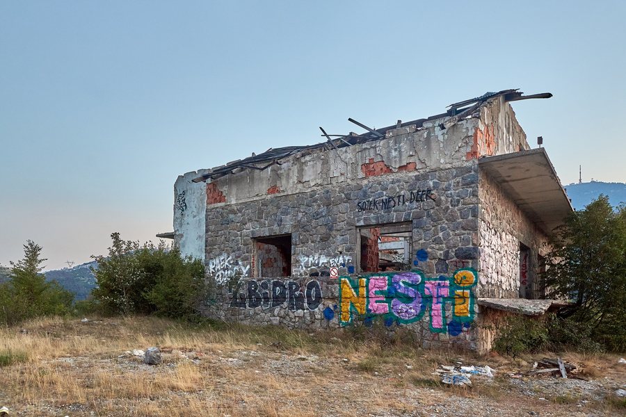 File:Gračac (HR), Ruine -- 2022 -- 0196.jpg