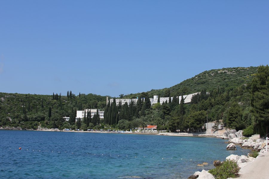 File:Hotel Osmine - Slano, Općina Dubrovačko Primorje, Dubrovačko-neretvanska županija, Croatia - panoramio.jpg