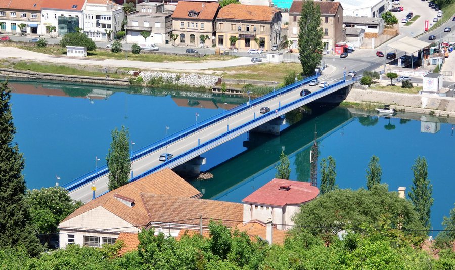 File:Lucki most Metkovic 7.jpg
