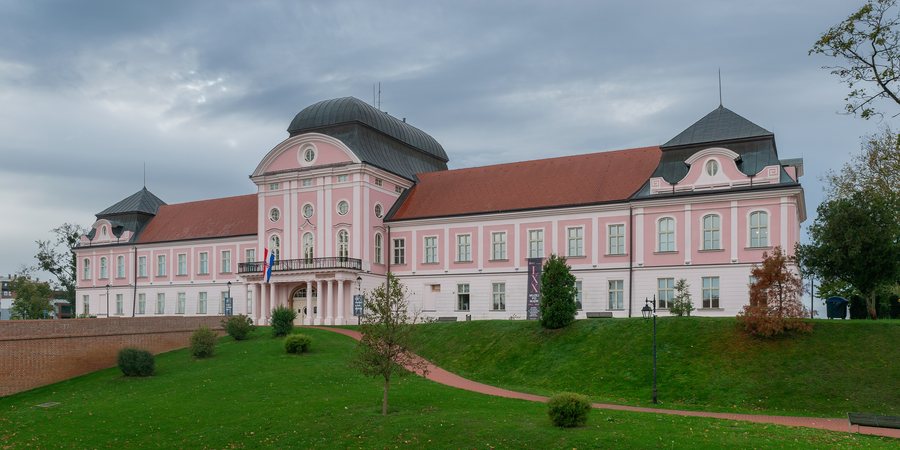 File:Pejacevic Palace in Virovitica (9).jpg