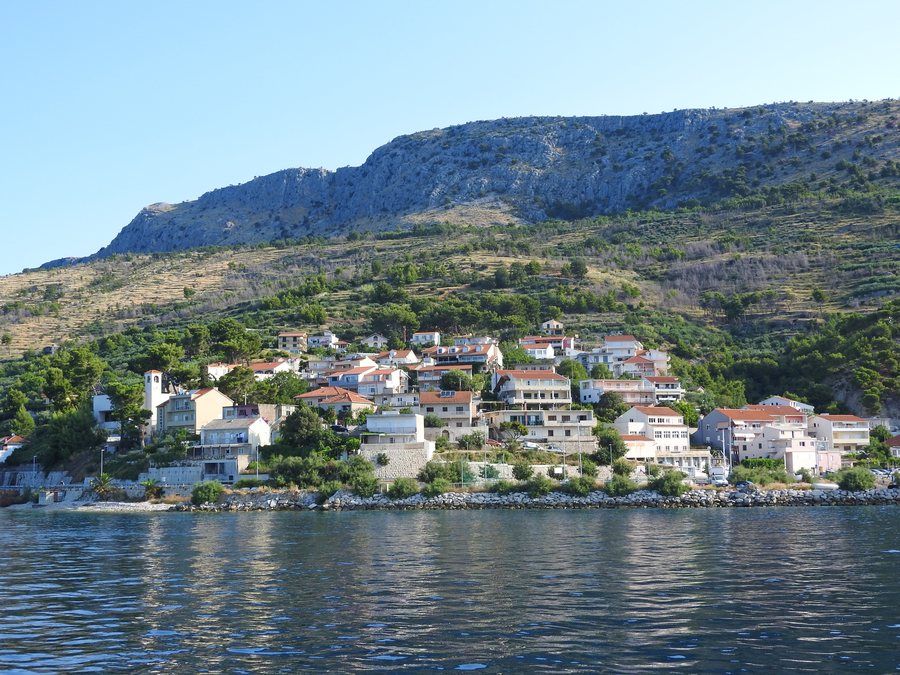 File:Jesenice, Croatia.jpg