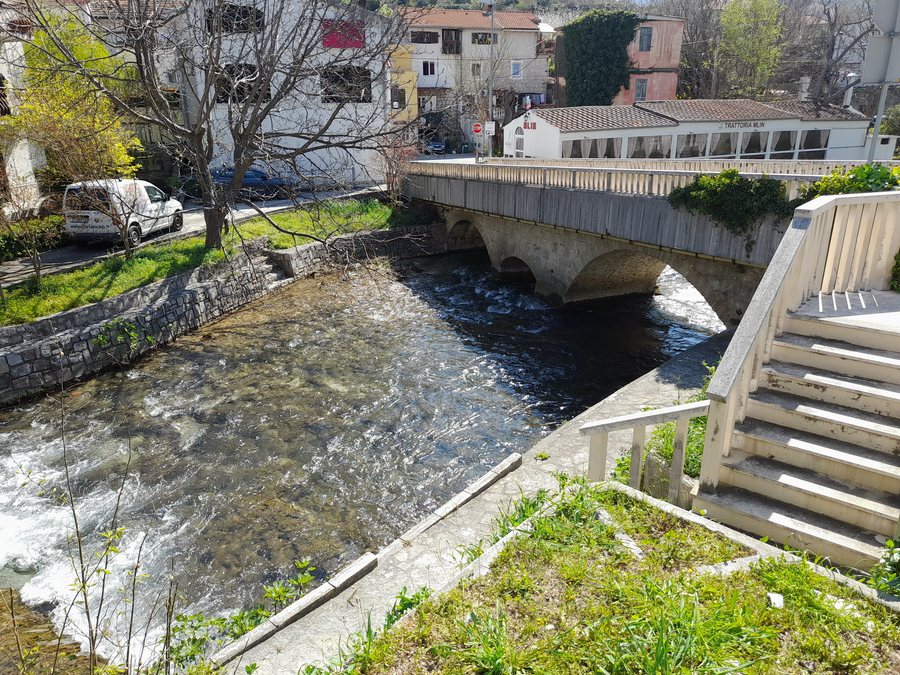 File:Žrnovnica, Croatia 20240323 02.jpg