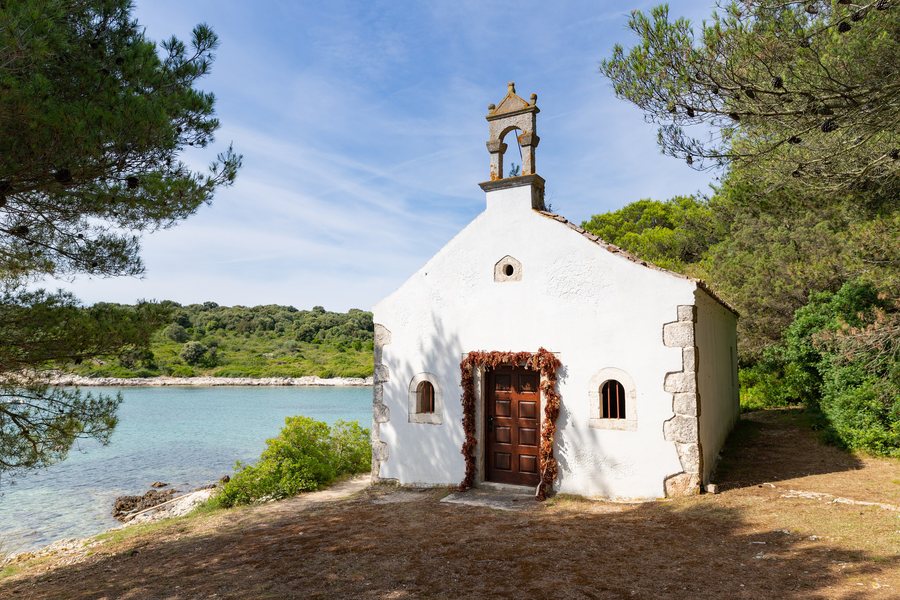 File:Kapelle Sveti Ante auf Silba, Kroatien (48670349911).jpg