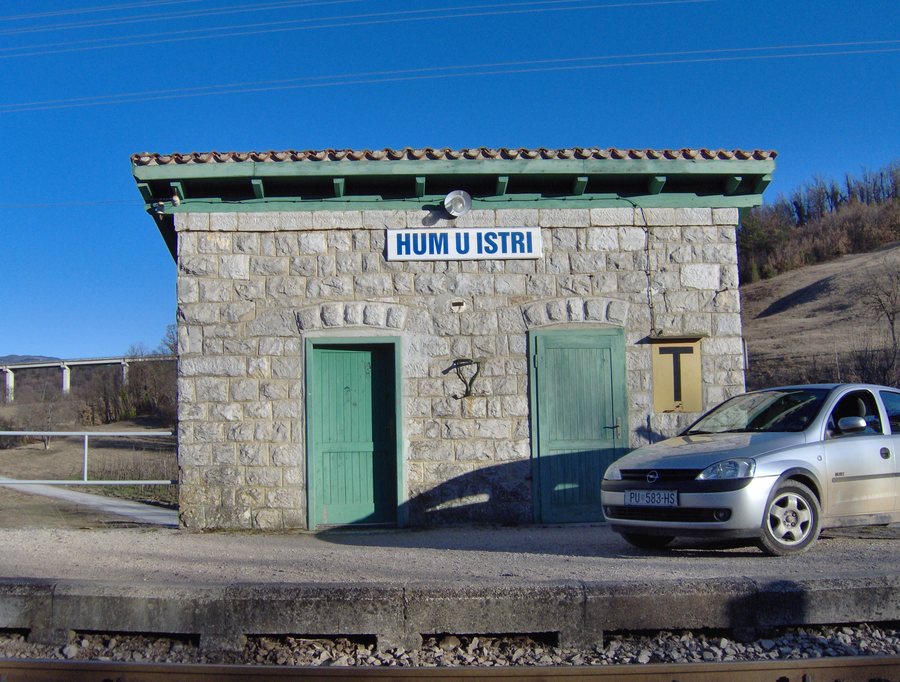 File:Hum,Croatia-Hum railway station - panoramio.jpg