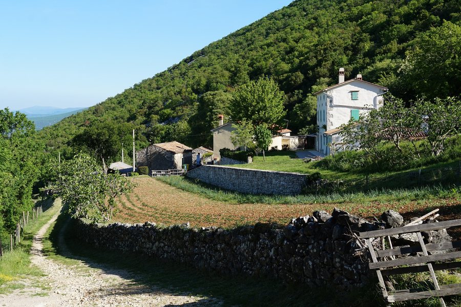 File:Zagrad, Kožljak.jpg