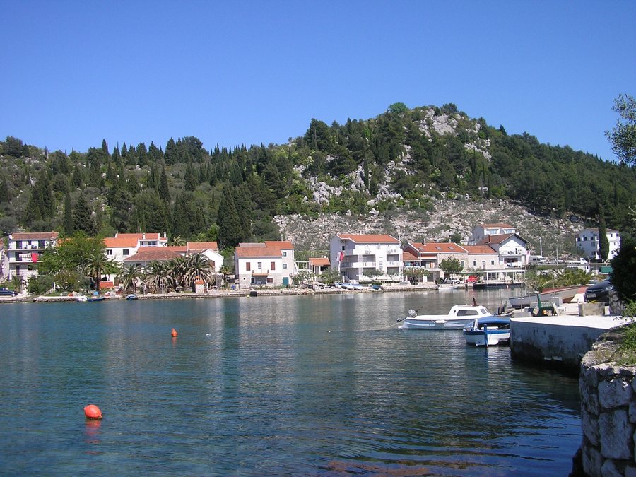 File:Blace (1).JPG