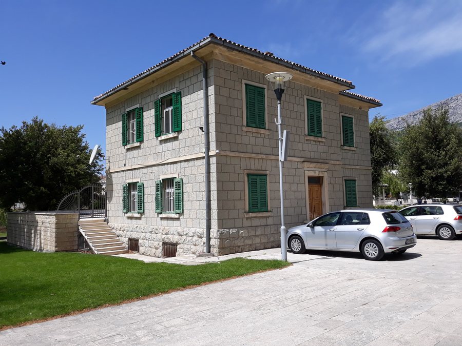 File:Solin 20200509 01.jpg