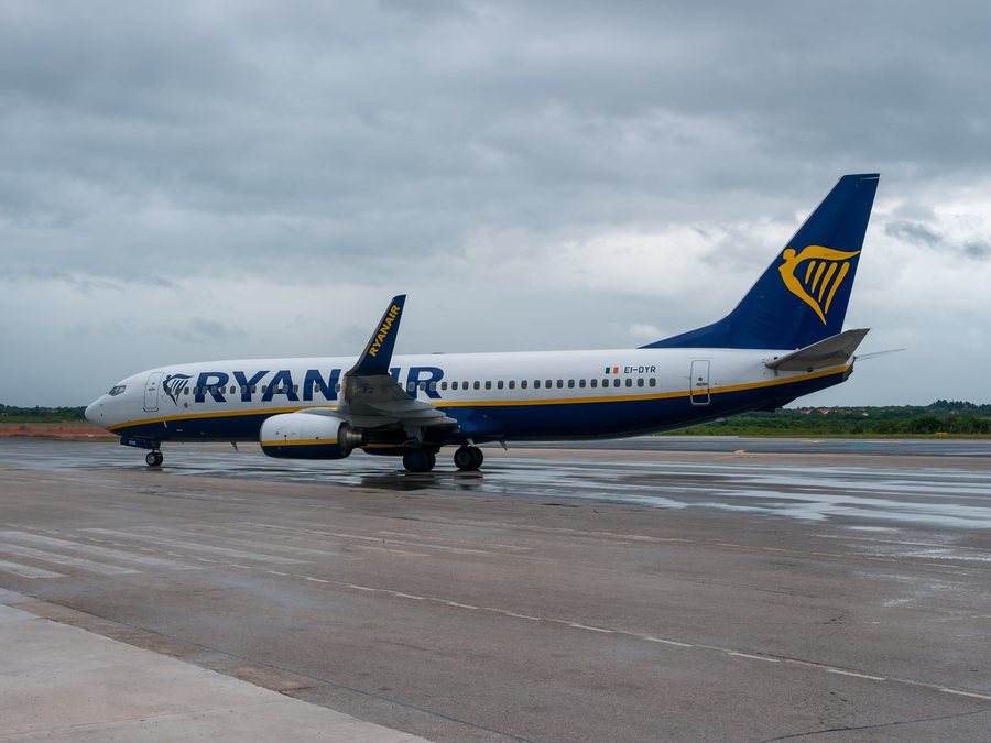 File:Ryanair, Zemunik Donji (P1080999).jpg