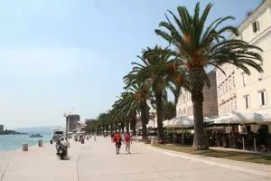 Trogir - Havenpromenade in Trogir